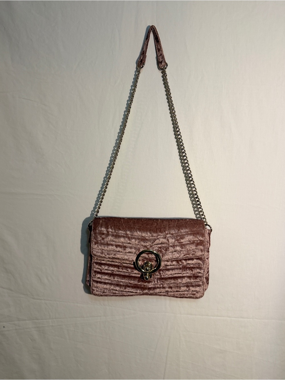 Express Velvet Chain Crossbody in Dusty Rose